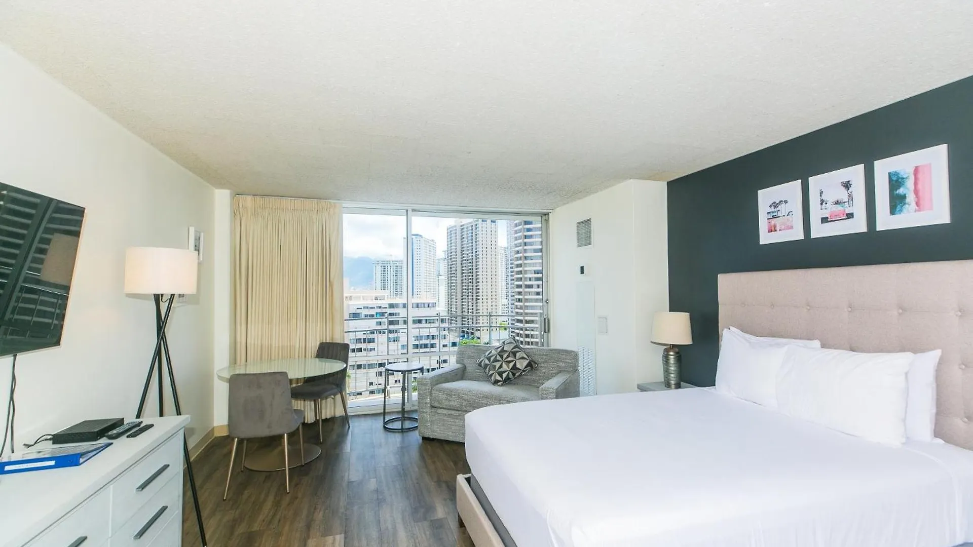 Ilikai Marina Studio City View Condos With Fully Equipped Kitchens & Free Wifi Honolulu